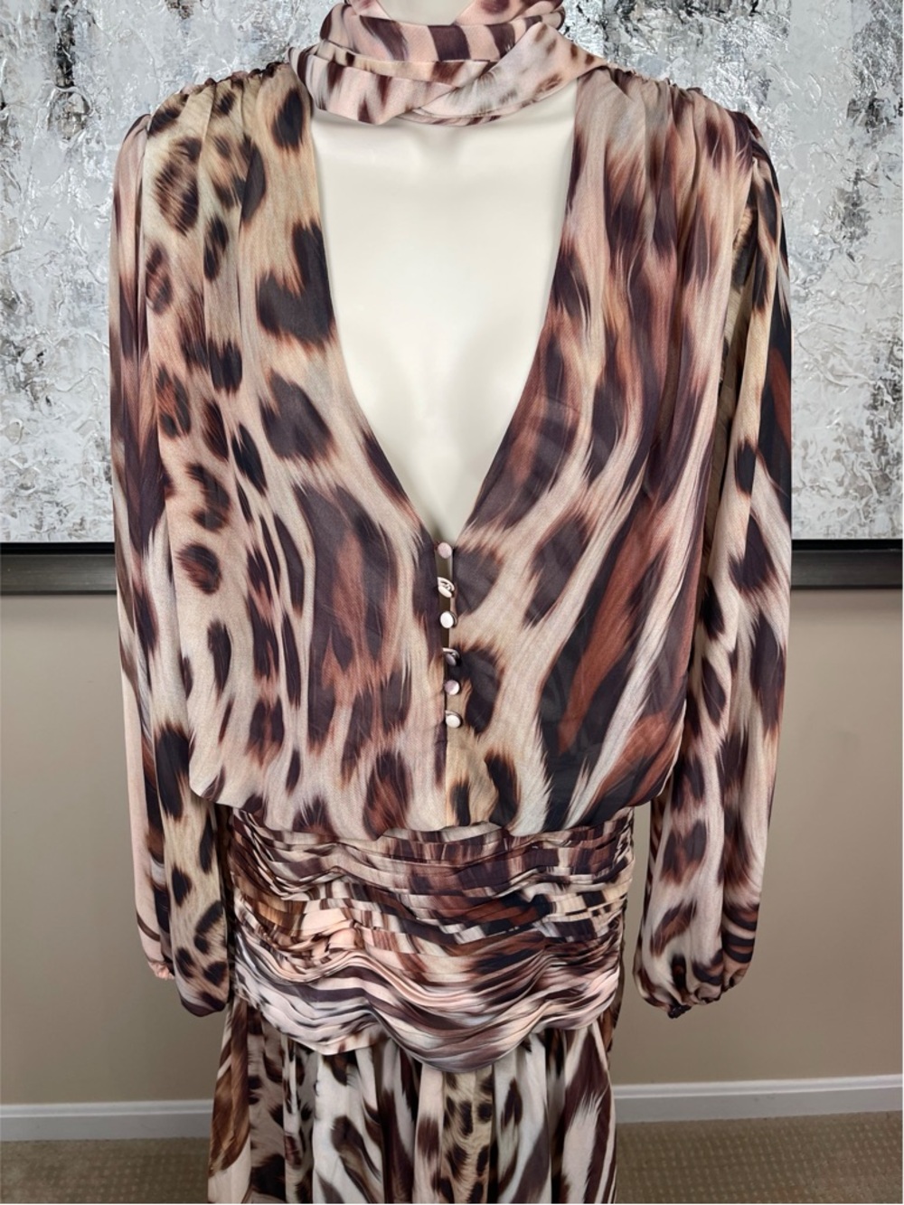 RETROFETE Opaline Long Sleeve Animal Print Ruched Draped Neck Maxi Dress Sz XS - Picture 5 of 9